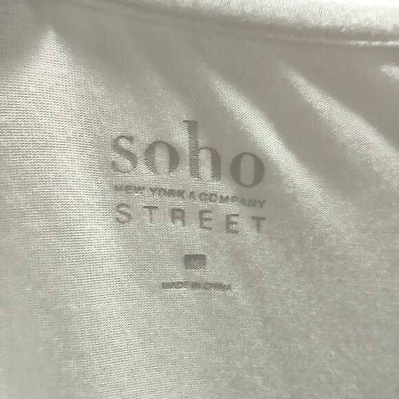 Women's white tee Soho NY&C Size M - Picture 3 of 3